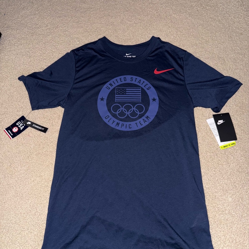 Nike Men's Navy Blue Olympic Team T-Shirt New With Tags Mens small